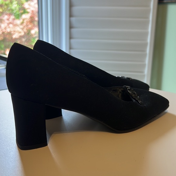 Vintage Stuart Weitzman Heels - Picture 4 of 7